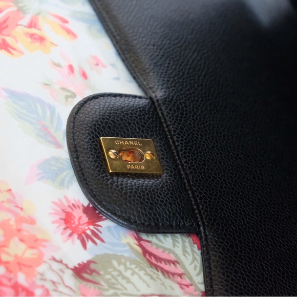 CHANEL Classic Single Flap Jumbo Caviar Black with Gold Hardware - Picture 8 of 16